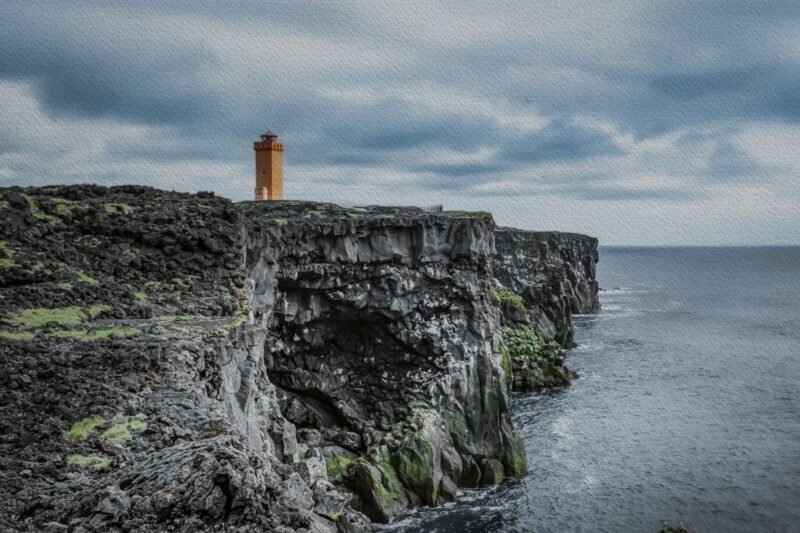 LIGHTHOUSES 28